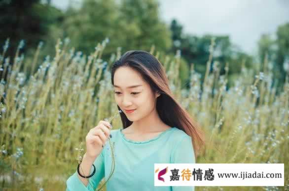 女生“真矜持”还是“假正经”？看她手机里的这些地方，就知道了_嘉待情感