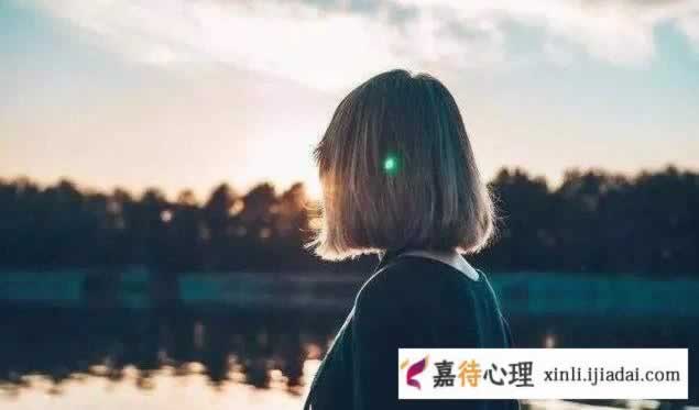 嘉待情感_情感咨詢_情感挽回_情感問題解決_分手了怎麼辦_怎麼挽回前任_一個真心朋友都沒有的女人，十有八九是這幾種人。